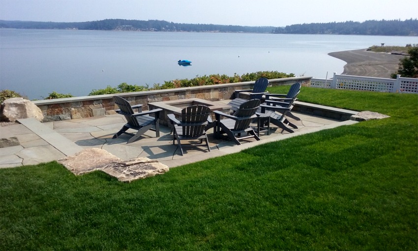 Flagstone Waterfront Patios & Fire Pit